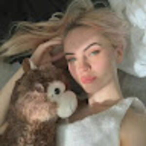 Meet your Posher, Ellie